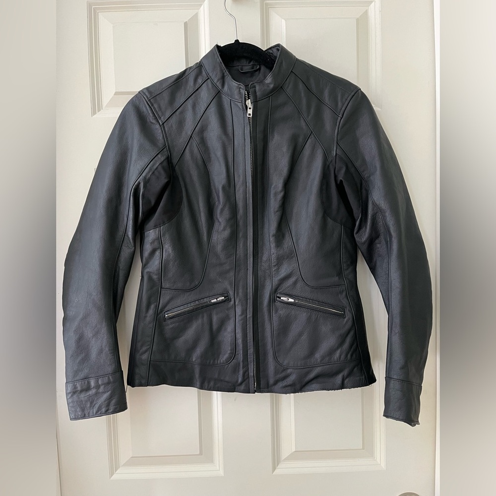 Women’s Polaris Black leather side zipper vent front pockets moto jacket size XS